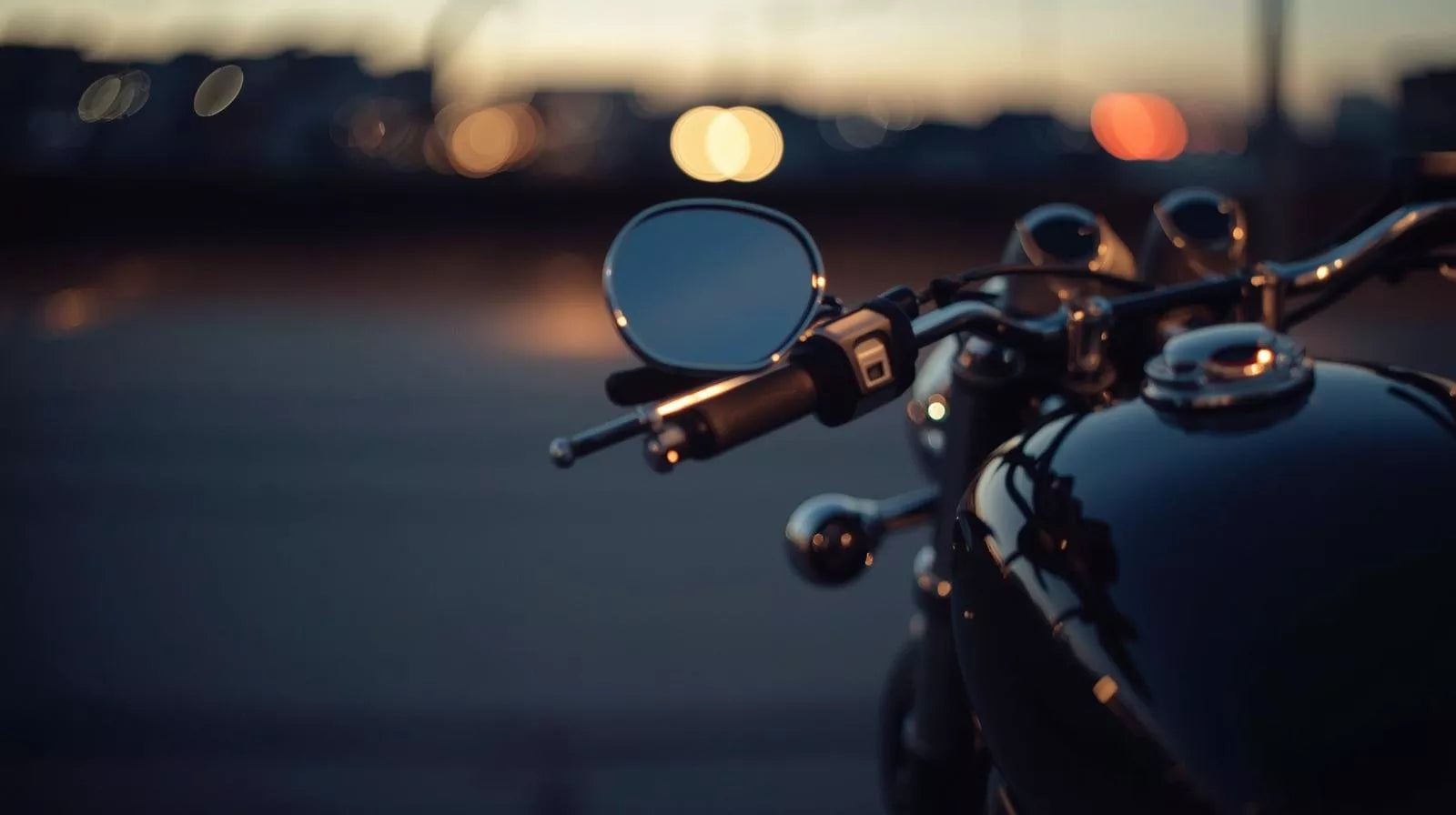 ¿Necesitas una motorbike dash camera con modo de estacionamiento?